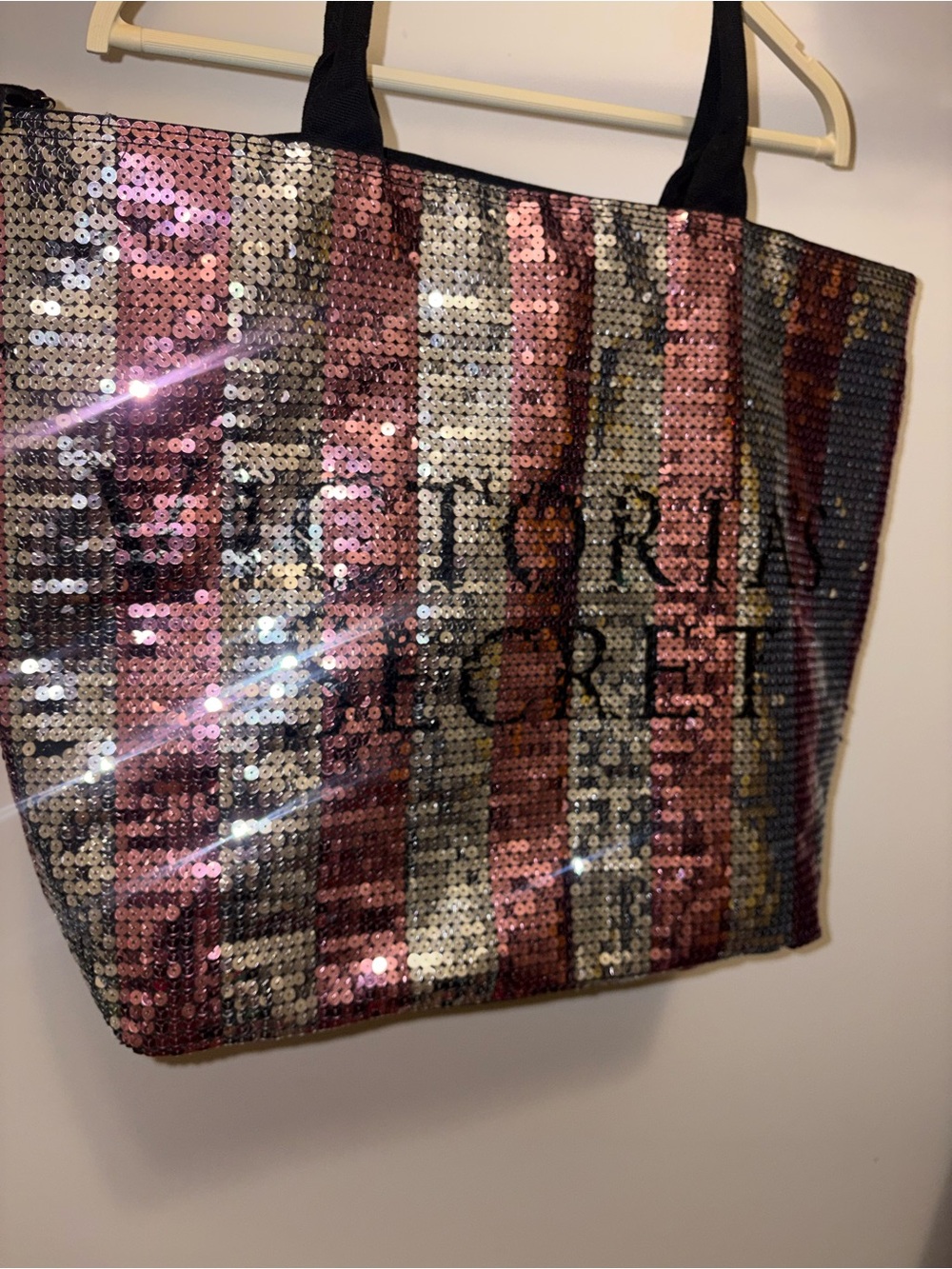 Victoria’s Secret Sequin Oversized Tote Bag | Pink & Silver Y2K Glam - Picture 4 of 12
